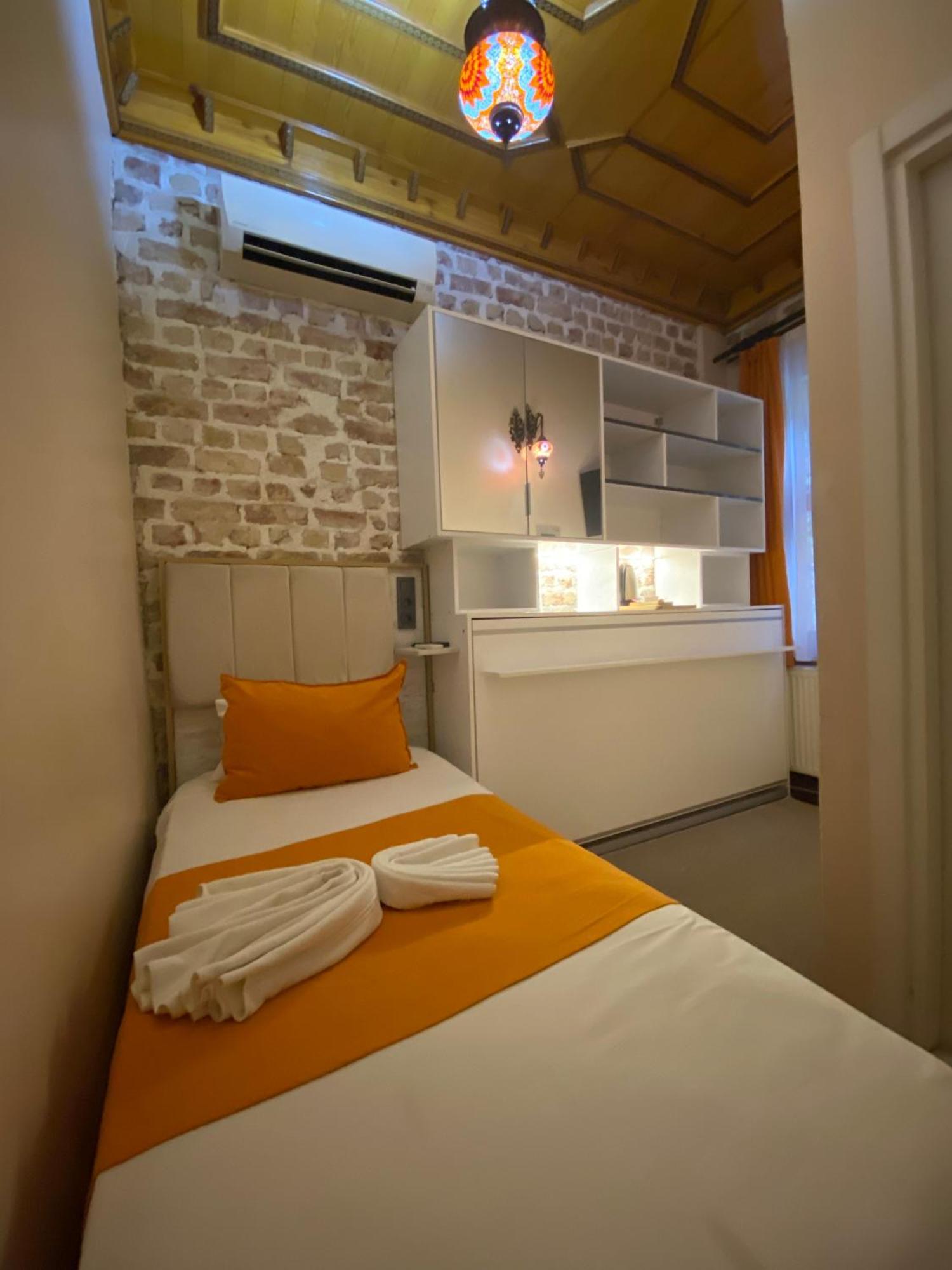 The Astra Hotel Κωνσταντινούπολη Εξωτερικό φωτογραφία
