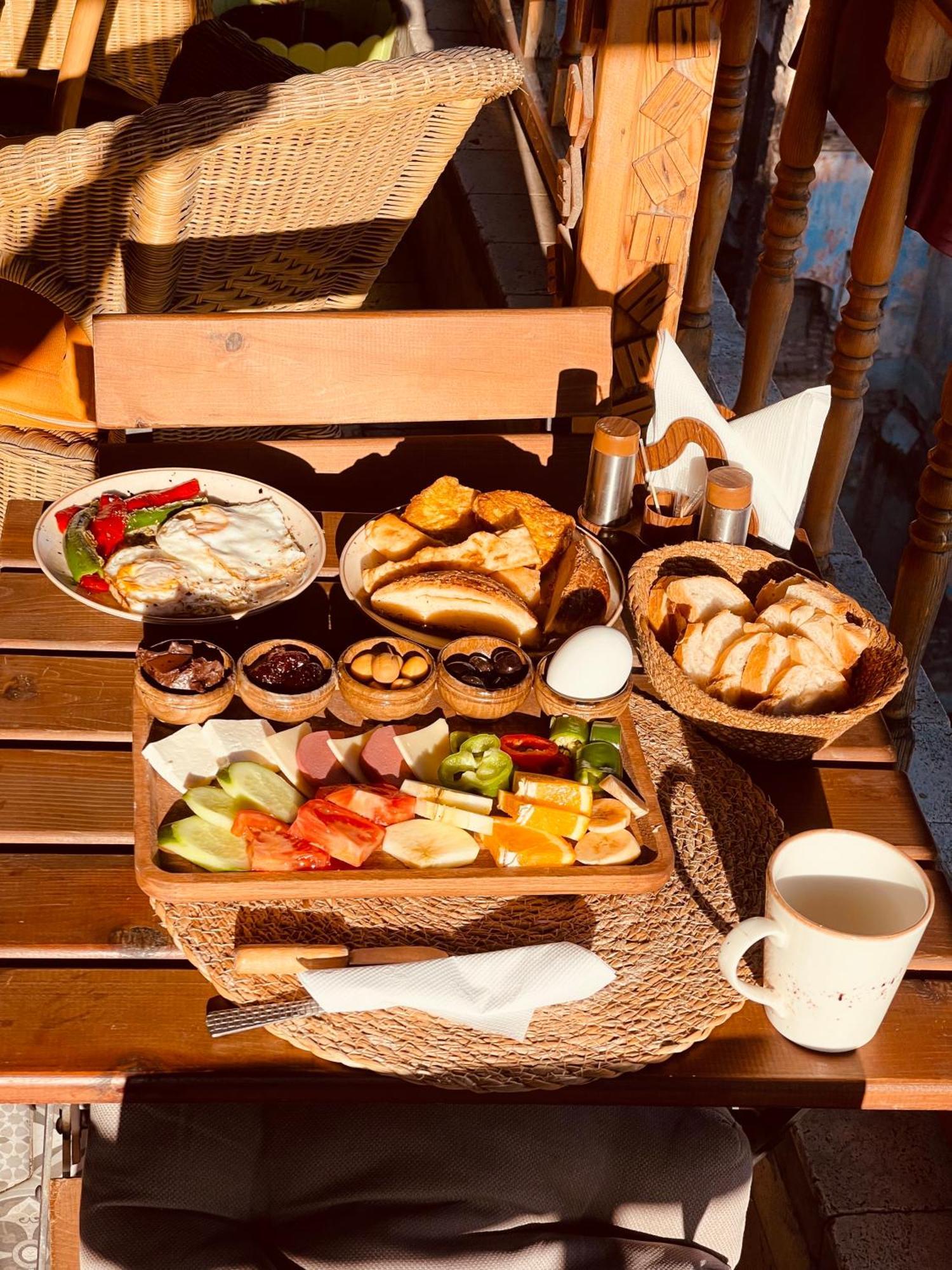 The Astra Hotel Κωνσταντινούπολη Εξωτερικό φωτογραφία