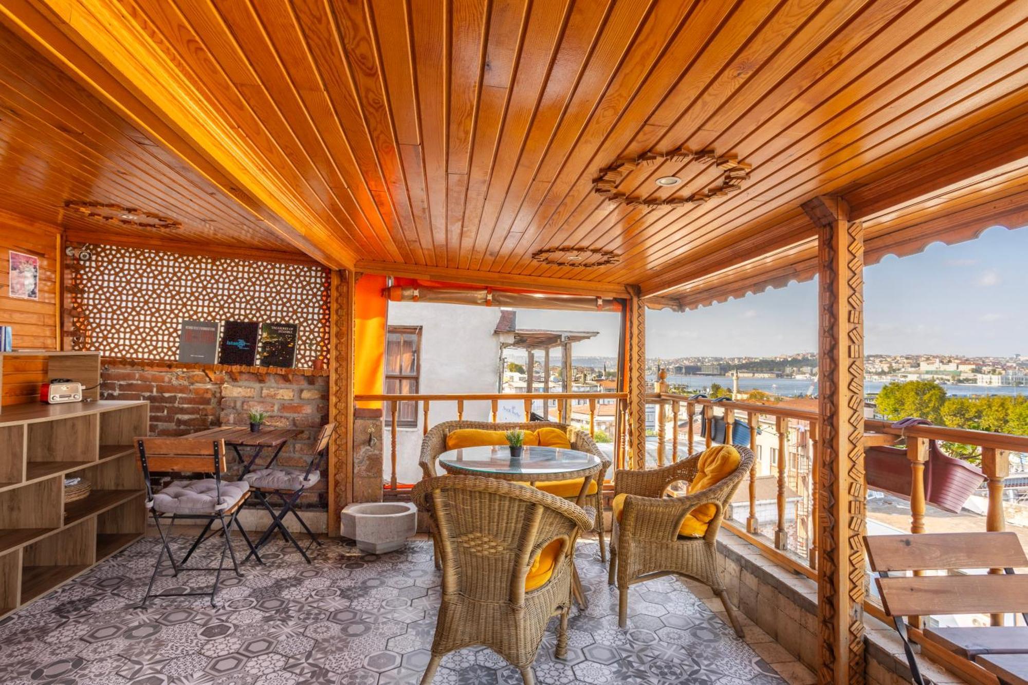 The Astra Hotel Κωνσταντινούπολη Εξωτερικό φωτογραφία